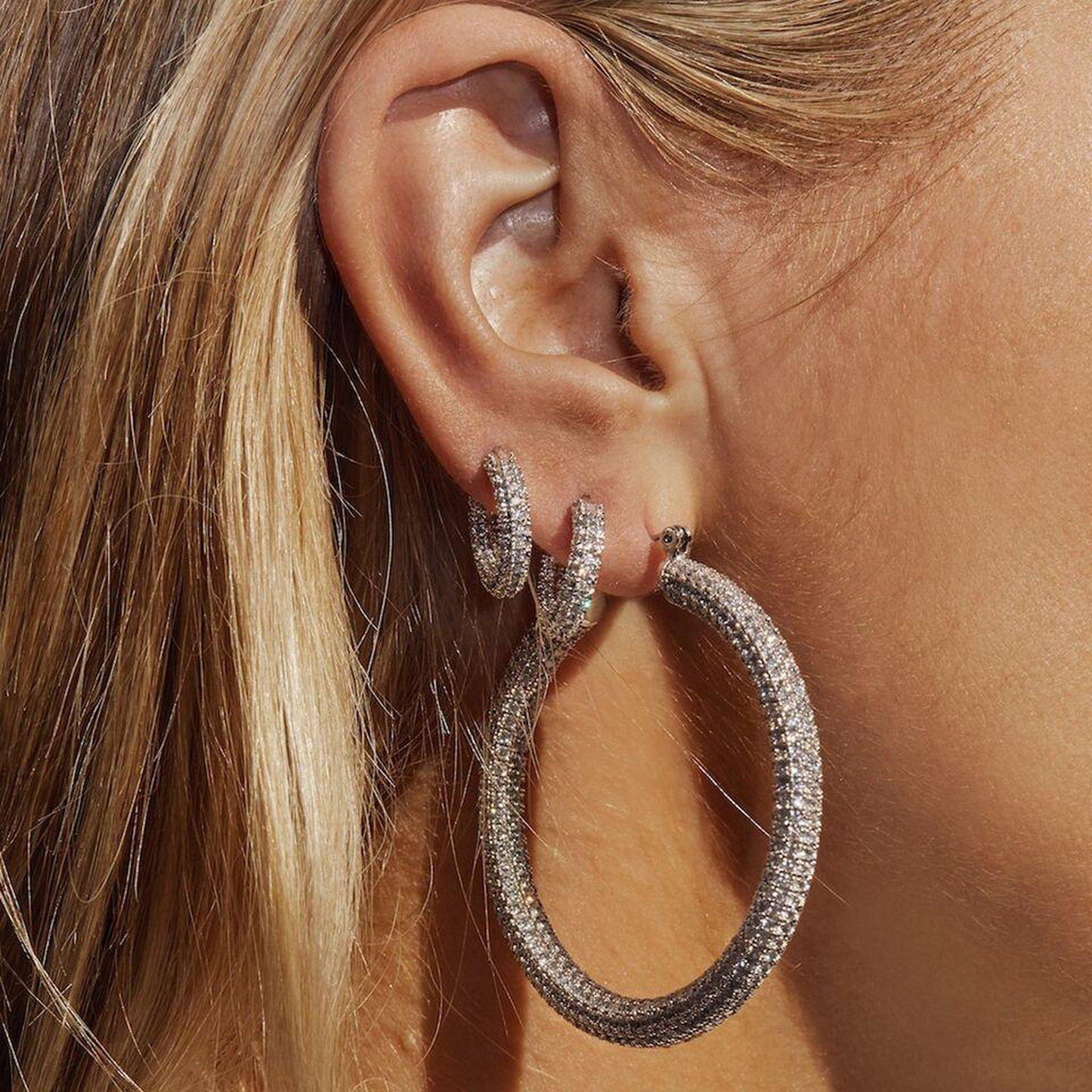 Pave Amalfi Huggies hoop earrings in Silver on model